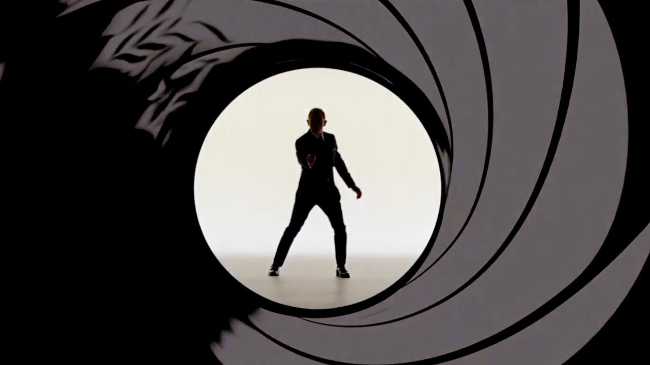 Nolan Turned Down for Bond, Chose Oppenheimer